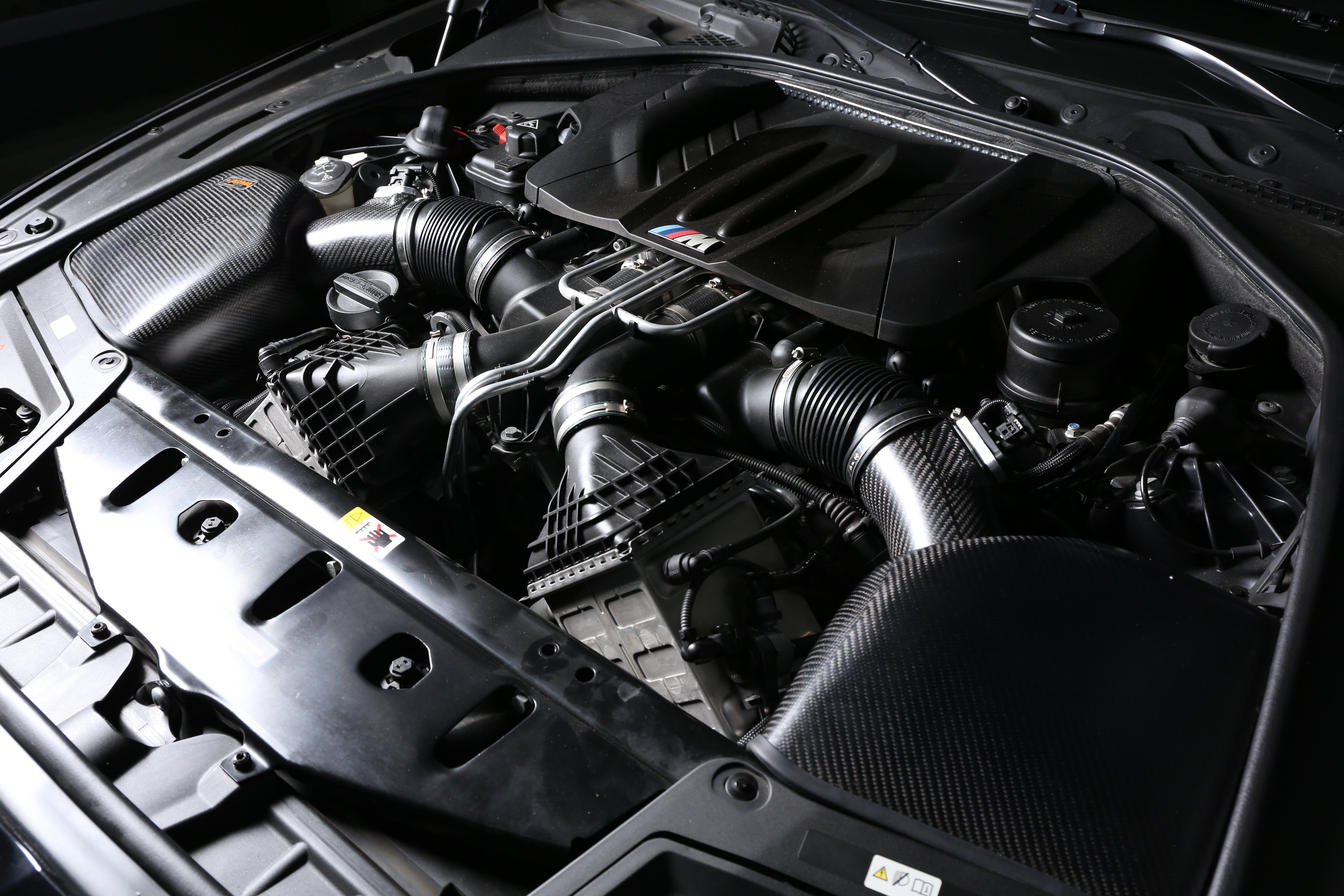 ARMASPEED BMW M5 / M6 | F10 / F12 | Carbon Fiber Cold Air Intake