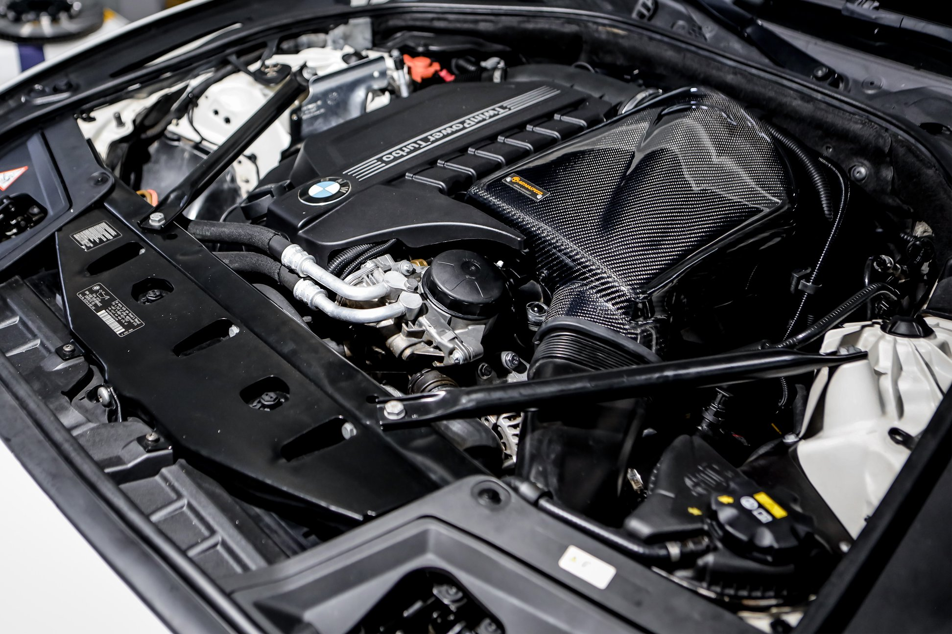 ARMASPEED BMW 5 / 6 Series | F1X | 535i / 640i | Carbon Fiber Cold Air Intake