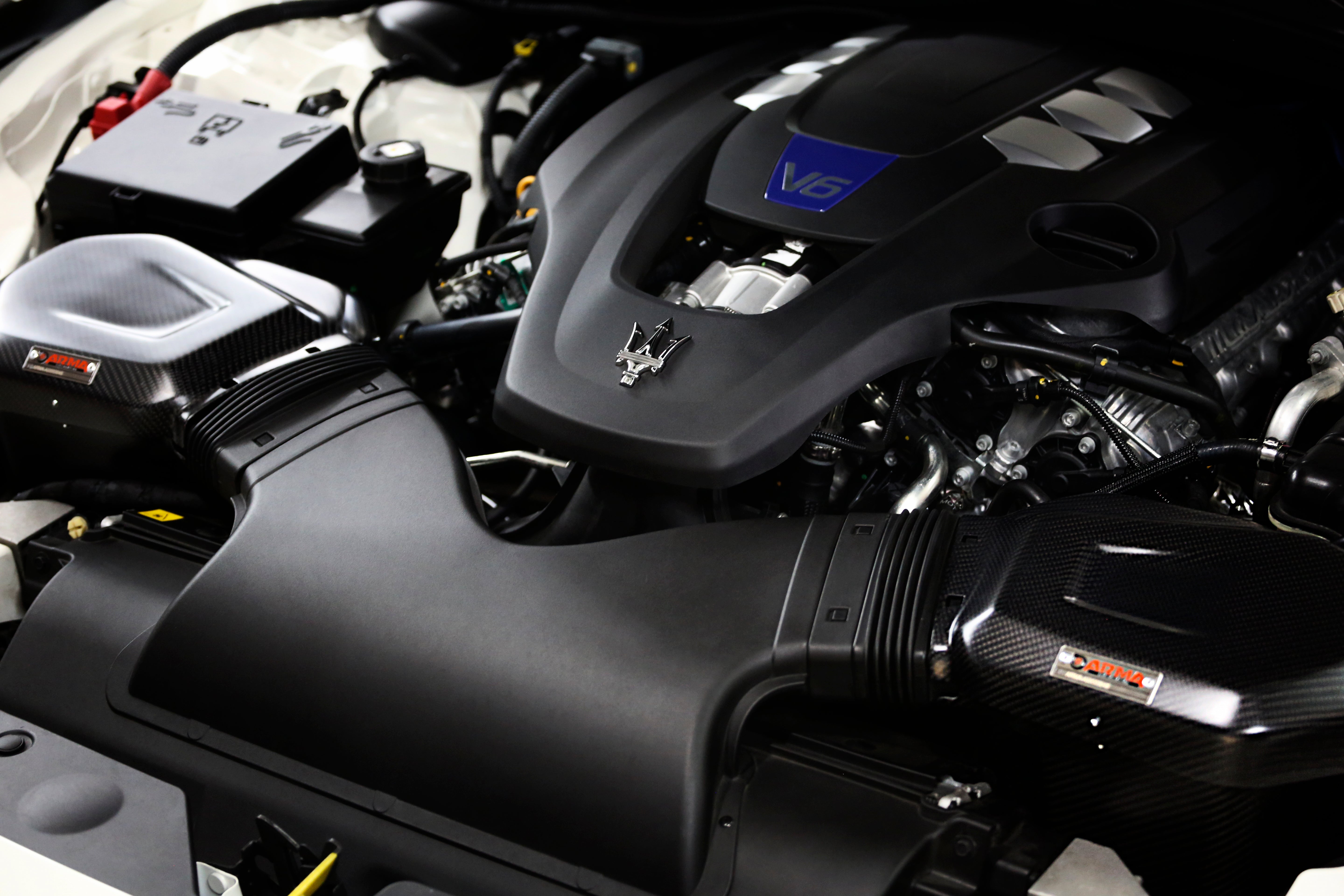 ARMASPEED MASERATI Ghibli / Quattroporte | Carbon Fiber Cold Air Intake